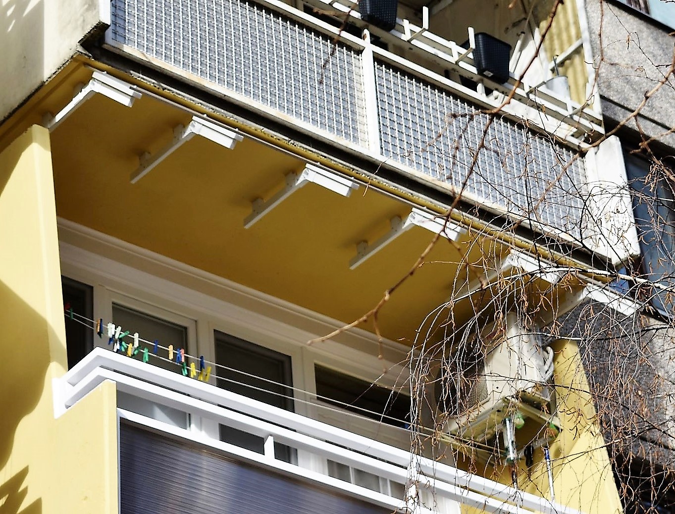 panel erkélyeket védő előtető